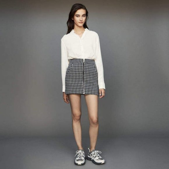 Maje Dresses & Skirts - Maje Jupe courte Jarlone Skirt